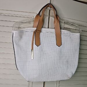 Tote By Innue Italy Leather White With Tan Straps Inner Attached Zip Bag Gold